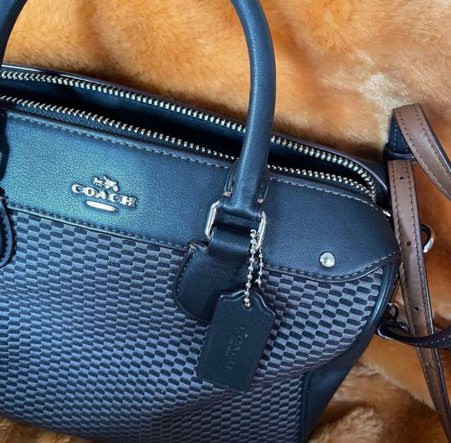 กระเป๋าสะพาย coach มือสอง