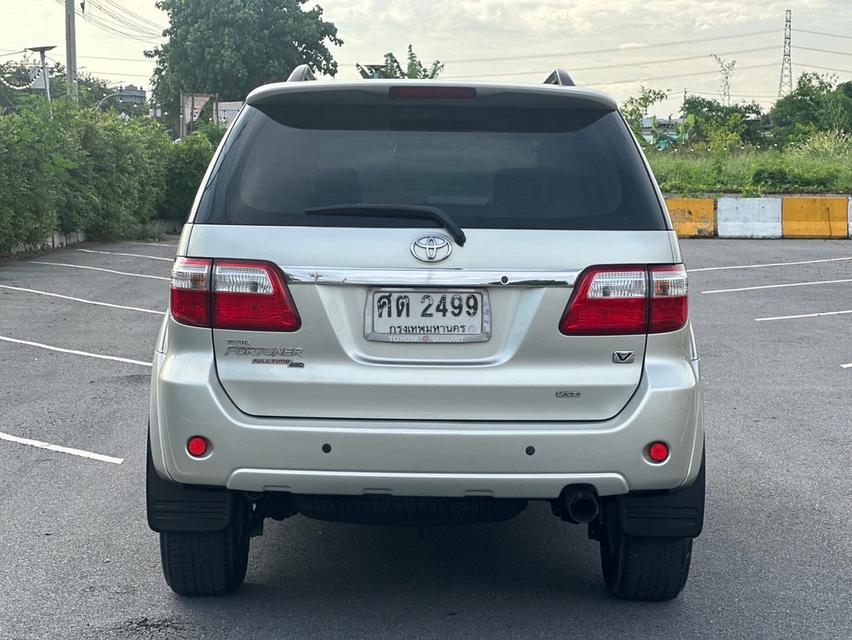 Toyota Fortuner 3.0V 4WD ปี 2010 สีบรอนซ์เงิน 3