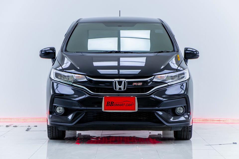 5C-31 Honda jazz 1.5Rs 2018 2