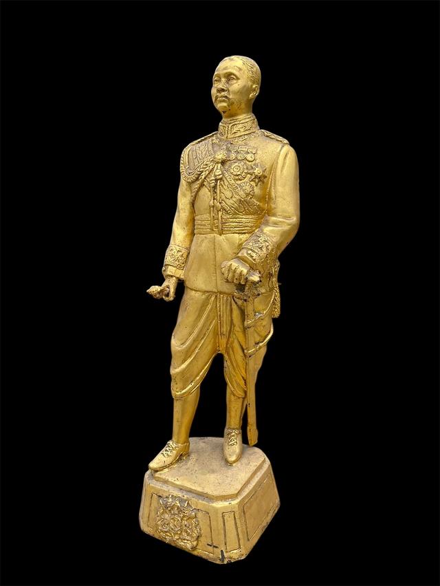 พระบรมรูป พระบาทสมเด็จพระจุลจอมเกล้าเจ้าอยู่หัว รัชกาลที่5 สีทอง รูปที่ 9