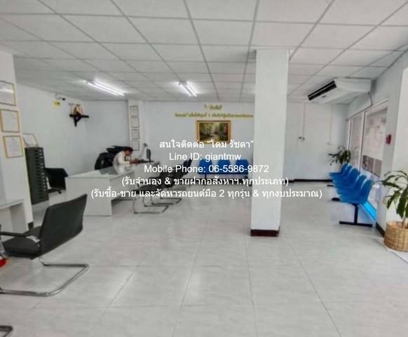 อาคารพาณิชย์ฯ ขายพร้อมผู้เช่า อาคารสำนักงาน 4.5 ชั้น (มีชั้นลอย) มี 2 คูหาติดกัน ติดถนนพัฒนาการ 54 ตร.ว. ขนาดพื้นที่ 54 1