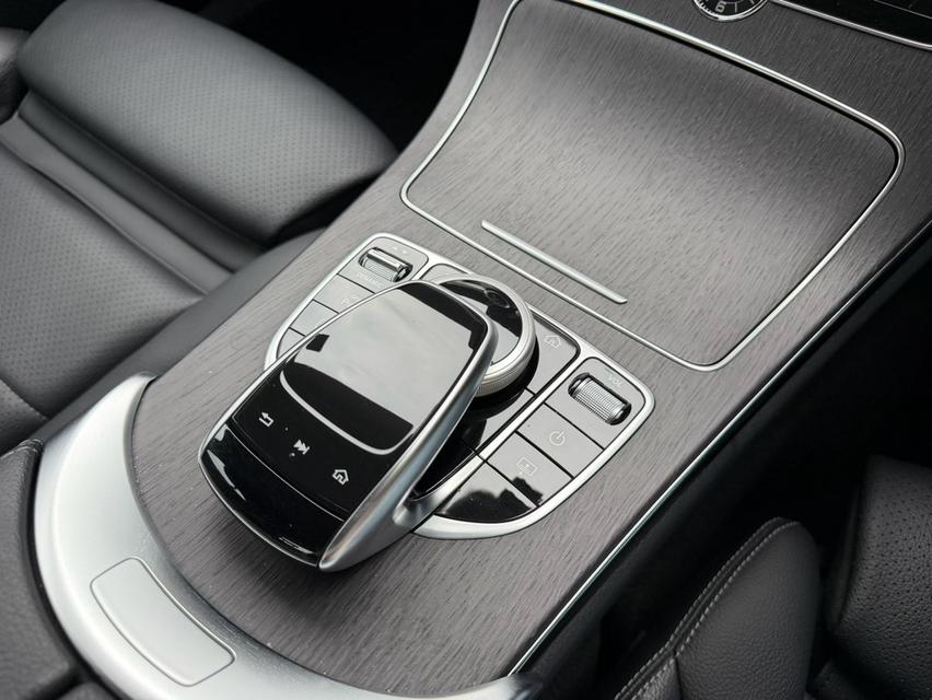 Benz C220d AV Facelift ปี20 รูปที่ 9
