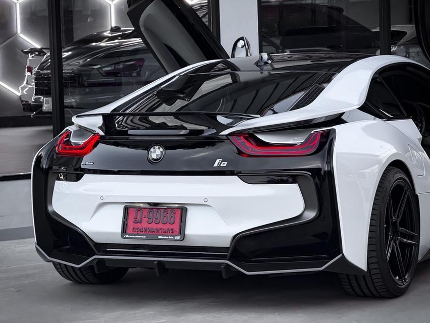 (แจ้งรหัสรถ MCA9966) 2015 จด 2018 BMW I8 1.5L HYBRID 4WD PURE LMPULSEแต่งเต็ม FULL CARBON รูปที่ 15