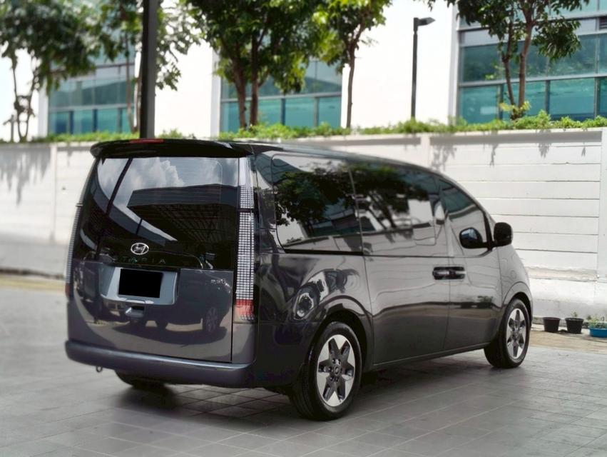 รถเข้าใหม่! Hyundai Staria SEL 2021 สีเทาเข้ม 3