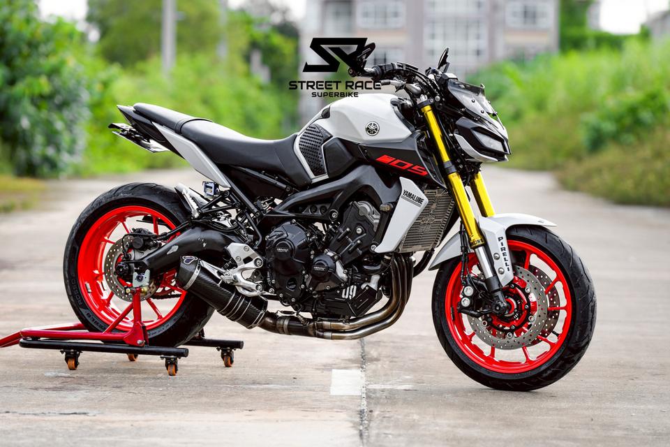 2020 Yamaha mt-09 | ปี 2020 | สีเทา ล้อส้มสุด⚡ วิ่งเพียง 28,xxx กม. สภาพสวยจัด ขี่มันส์ทุกเกียร์ 🔊 ท่อแท้ termignoni เสียงดุดัน 13