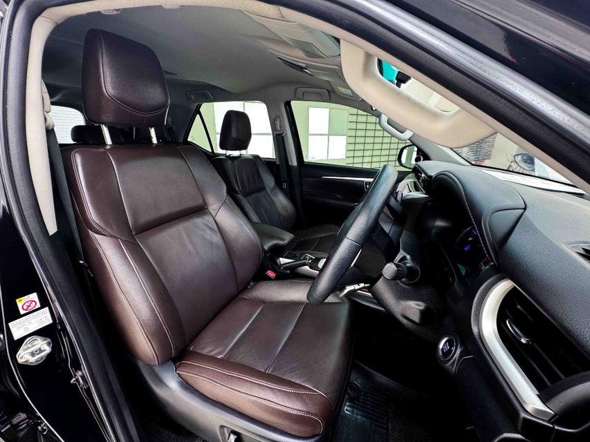 TOYOTA FORTUNER 2.8 V 2WDเกียร์ AT ปี 2019 สีดำ เลข​ไม์  171,573 กมราคา 759,000 บาทโทร 0929699899 6B584 รูปที่ 13