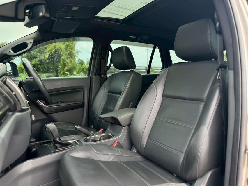 FORD EVEREST Wagon 4dr  Titanium+ 7st Auto 6sp RWD 2.2DC  Y17. สีน้ำตาล  เกียร์ออโต้ 10