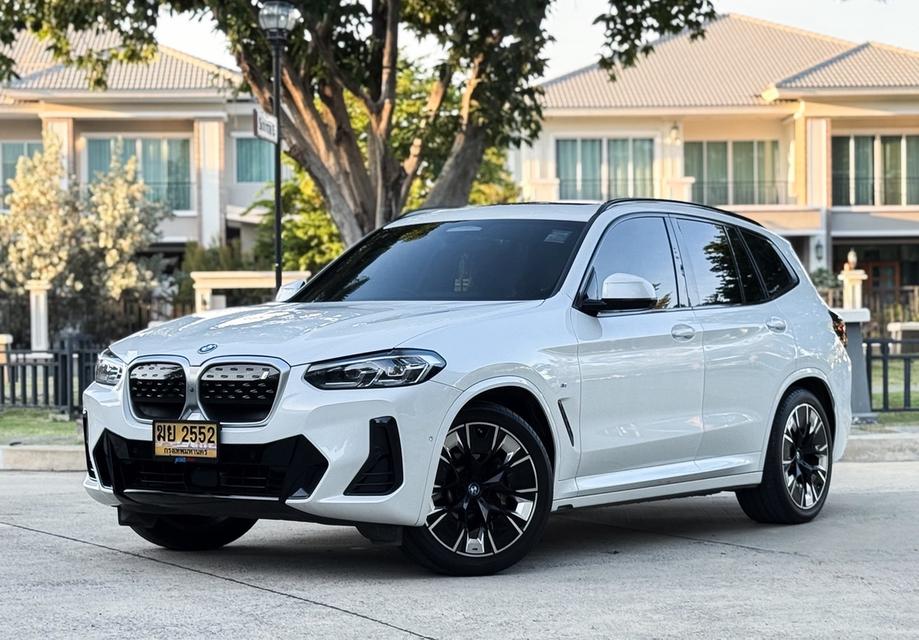BMW iX3 M-Sport LCI 2022 สีขาว BSI วารันตี เหลือยาว เจ้าของเดียว Option เต็มจัด