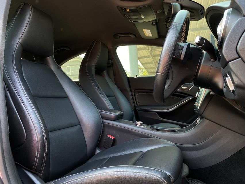 Mercedes-Benz CLA200 Urban Facelift W117 ปี2018 เลขไมล์ 73,xxx km 12