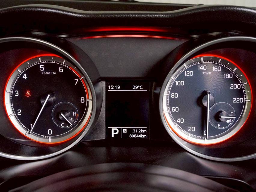 Suzuki Swift 1.2 GLX ปี 19 จด 21 10