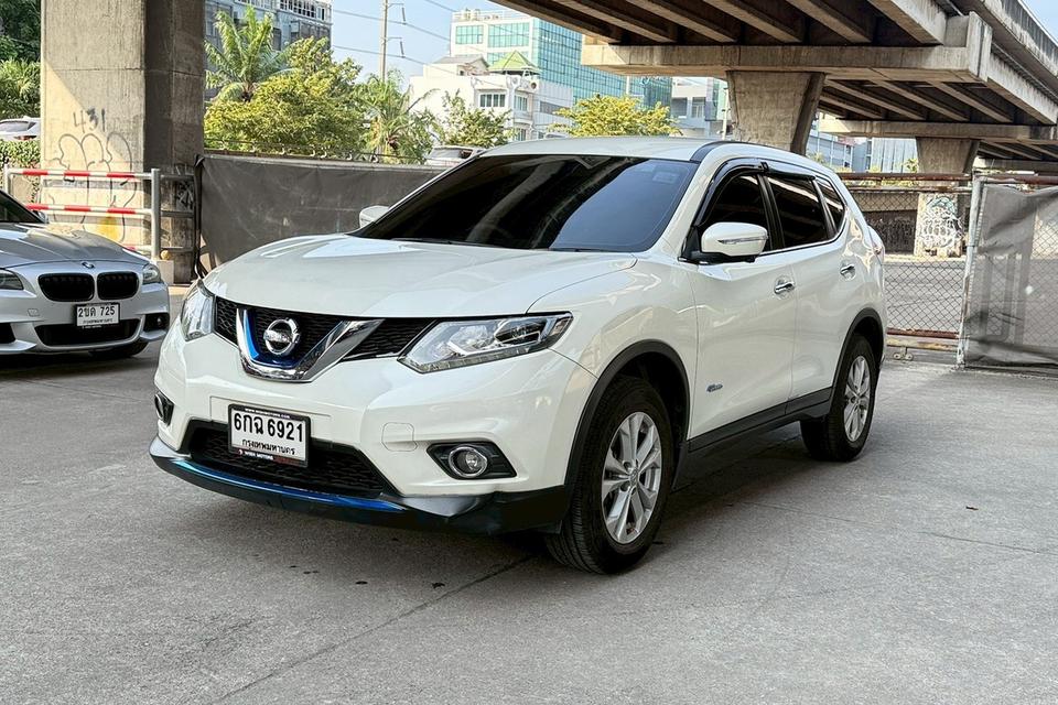 🔥ฟรีดาวน์ รถสวยมือเดียว น๊อตไม่ขยับ  Nissan X-Trail 2.0 E Hybrid AT ปี 2017