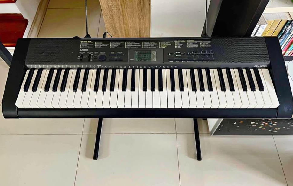 ขาย คีย์บอร์ดไฟฟ้า keyboard Casio CTK-1250