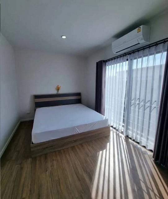 ให้เช่าทาวน์โฮม 3 ชั้น หมู่บ้านกลางเมือง รามอินทรา พร้อมเฟอร์นิเจอร์ ทำเลใกล้แฟชั่นไอซ์แลนด์ รถไฟฟ้า และ จุดขึ้น-ลงทางด่วน ที่จอดรถ 2 คัน 3