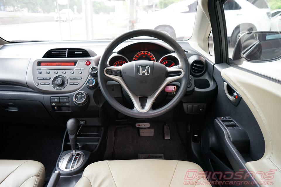 2012 HONDA JAZZ 1.5 V ( 4899 ) 12