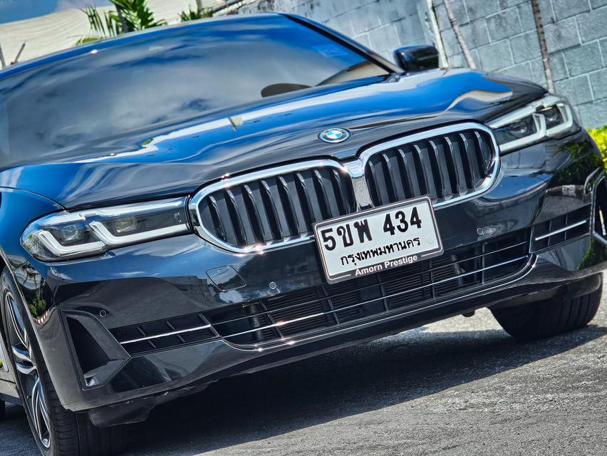 BMW 530E PLUG-IN HYBRID 3