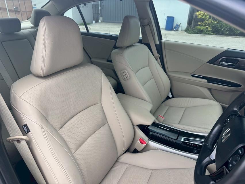Honda accord ปี2018 นางฟ้า 10