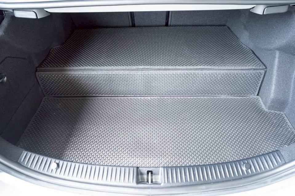 BENZ C-CLASS C300e AMG SPORT ปี 2021 สีเทา โฉม W205 ปี14-23 รูปที่ 15