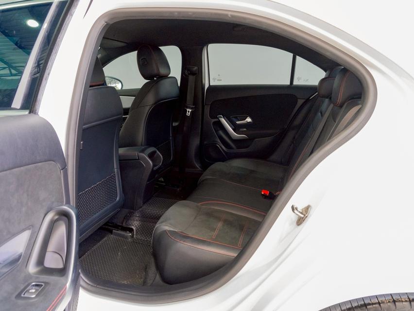 Benz A200 AMG ปี 2021 ไมล์ 82,000 km. 11