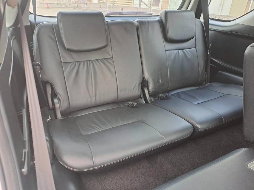 Toyota Fortuner 3.0 V 2WD รุ่นท็อป ปี2015 สีเทา 16