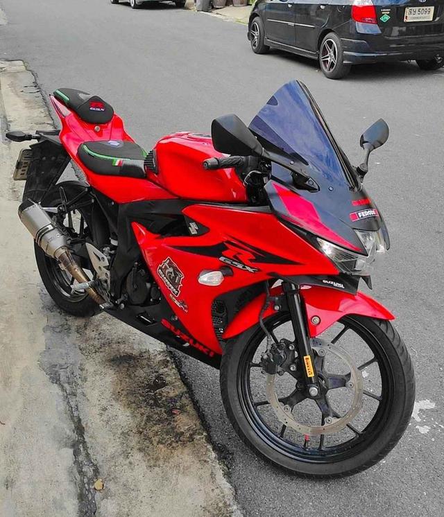 Suzuki GSX-R150 สีแดงสวยๆ มือ 2