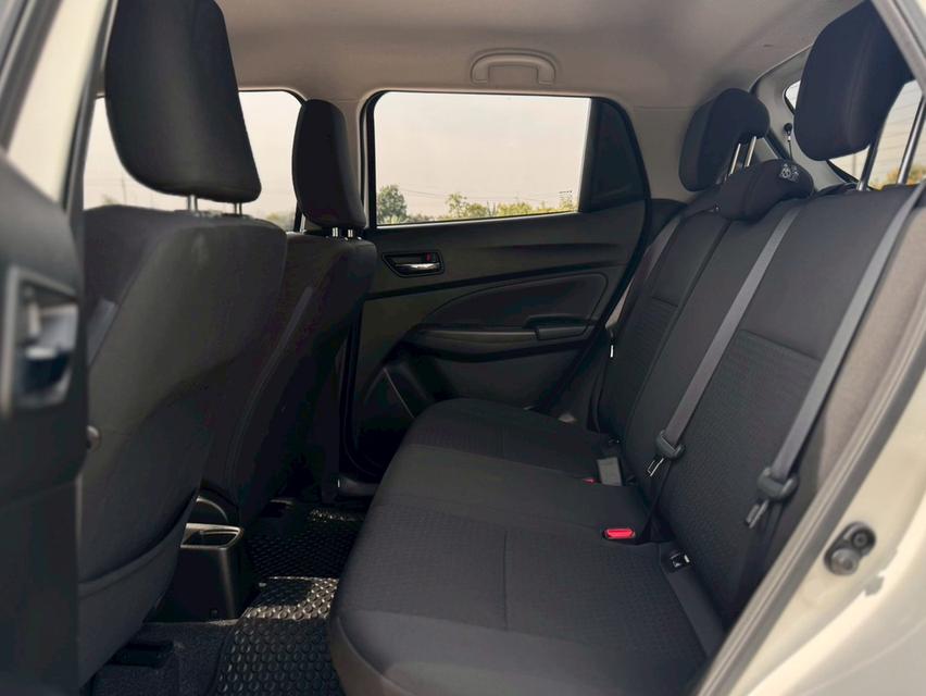 Suzuki Swift 1.2 GLX CVT สีขาว ปี 2019 ไมล์ 57,xxx km 10