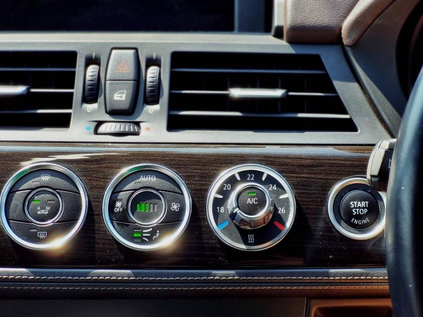 BMW Z4 20i M-Sport (LCI) ปี 2013 ไมล์ 6x,xxx km 13