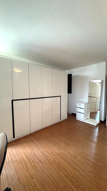 ขายคอนโดหรู City Lake Condominium สุขุมวิท 16 10