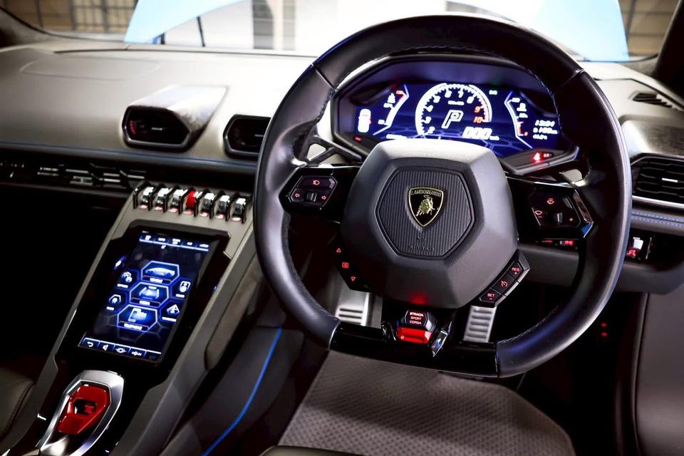 ขาย Lamborghini Huracán EVO AWD สีฟ้าพิเศษ 9