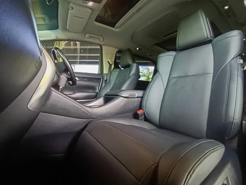 รหัสรถ PEAT3557 TOYOTA ALPHARD​ SC  ปี​ 19  11