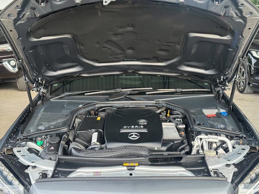 รหัสรถ AVA2211 🌟 Benz C350e AV 2017 ใช้น้อย 5 หมื่นโล W205 17