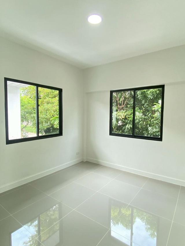 ขาย ทาวน์เฮาส์ 2 ชั้น ,เนื้อที่ 38 ตารางวา หมู่บ้านเดอะวิลล่า วงแหวน-รามอินทรา ซอยคู้บอน 27 แยก 10 แขวงท่าแร้ง เขตบางเขน กรุงเทพฯ 10