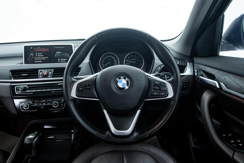 รหัสรถ 1D081 💥 รถหรูเข้าใหม่! BMW X1 SDRIVE18i XLINE 1.5 ปี 2017 💥 17