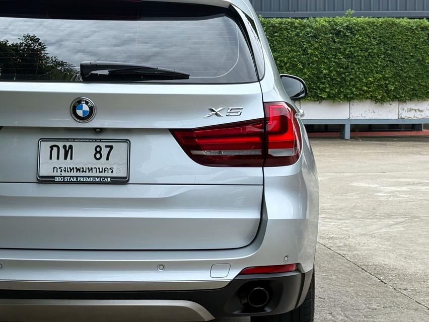 2015 BMW X5 25D รถสภาพสวยสมบูรณ์ พร้อมใช้งาน รถวิ่งน้อย ประวัติศูนย์ครบ ไม่เคยมีอุบัติเหตุครับ 10