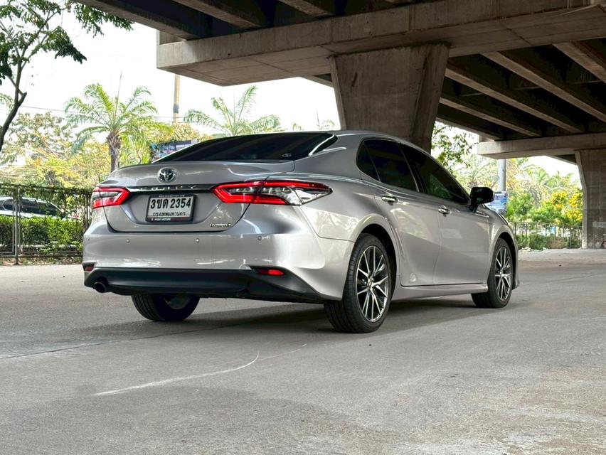 ขายรถ Toyota Camry 2.5 Hybrid ปี 2022 สีเทา เกียร์ออโต้ รูปที่ 4
