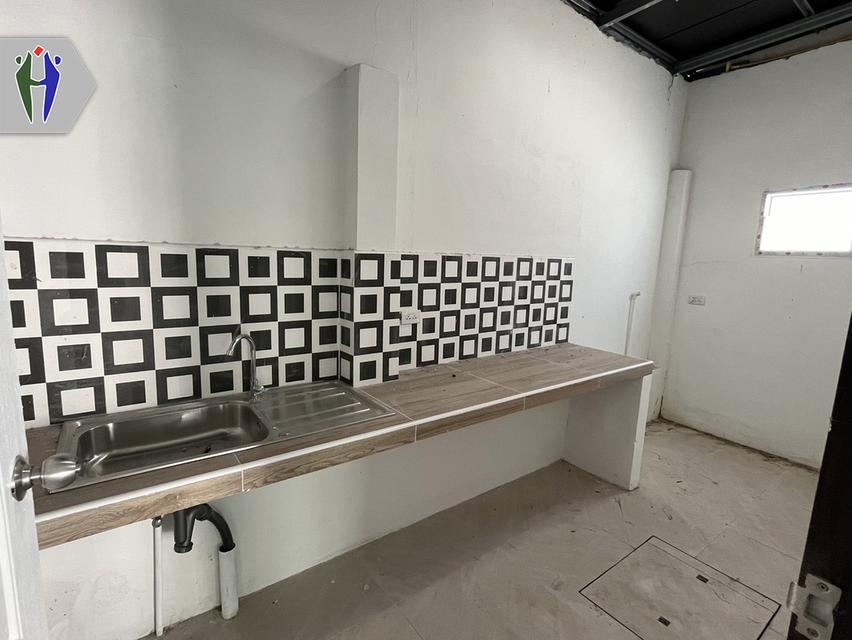 บ้านทาวน์เฮาส์สองชั้น ให้เช่า เขาน้อย-เนินพลับหวาน หลังมุม 3