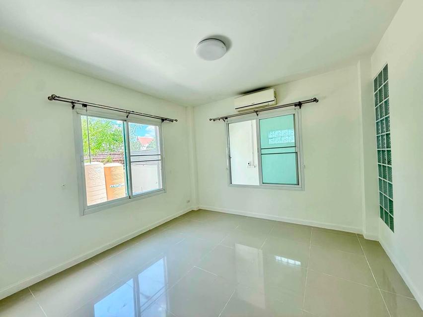 💥 ขาย/เช่า/ผ่อนตรง! บ้านเดี่ยวหลังใหญ่ 108 ตร.วา #บ้านเฮงอยู่แล้วรวย 💥 หมู่บ้านธารามันตรา หัวทะเล | พื้นที่กว้าง บรรยากาศร่มรื่น สงบ เป็นส่วนตัวสุดๆ 11