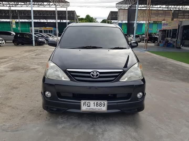 TOYOTA AVANZA 2005 สีดำ 1