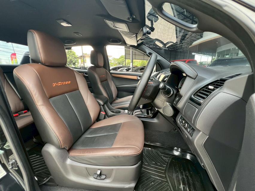 ISUZU D-MAX V-CROSS CAB-4 3.0 Ddi M ปี 2019 โฉม V-CROSS CAB-4 19-ปัจจุบัน 8