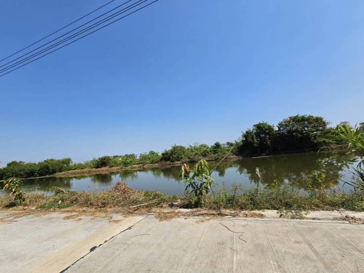 ขายด่วนที่ดินแปลงใหญ่ บางเสาธง จังหวัดสมุทรปราการ ติดถนนสาธารณะ น้ำ ไฟ พร้อม 7