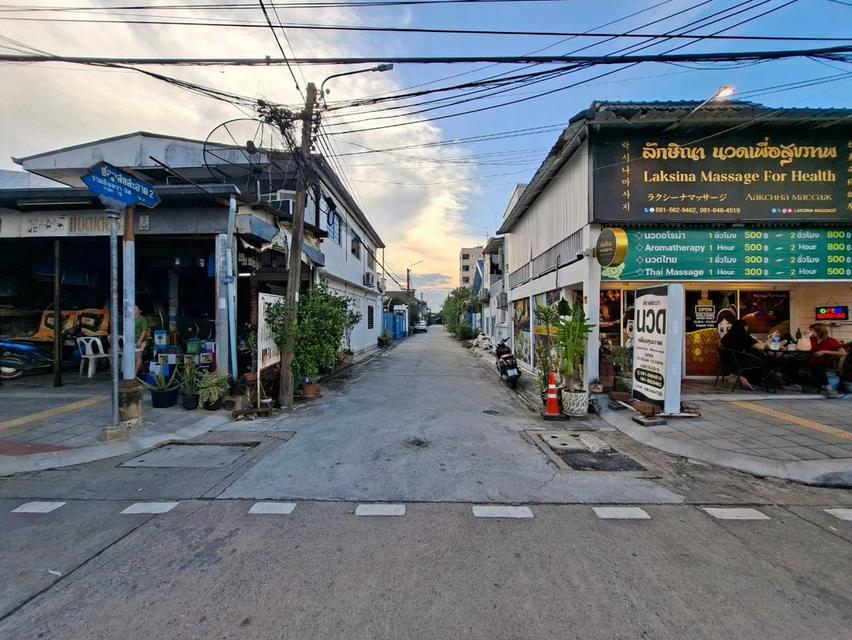 ขายบ้าน 2 ชั้น ซอยรามอินทรา34 แยก18 (ซอยอยู่เย็น) ถนนประดิษฐ์มนูธรรม 4