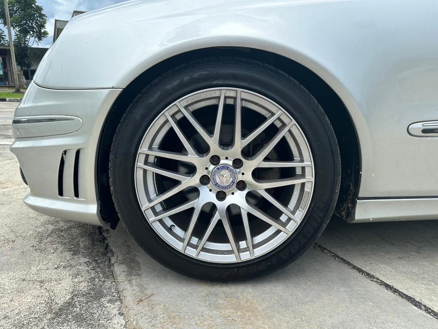 BENZ E240 W211 2.6 AVANTGARDE 8