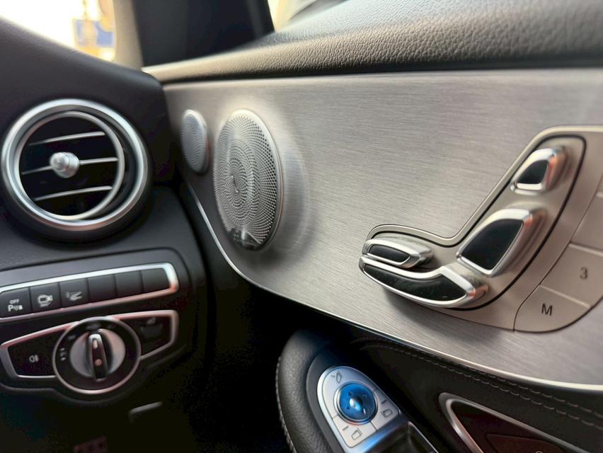 รหัสรถ KPV2954 📌 2019 BENZ C250 2.0 COUPE AMG DYNAMIC รูปที่ 5