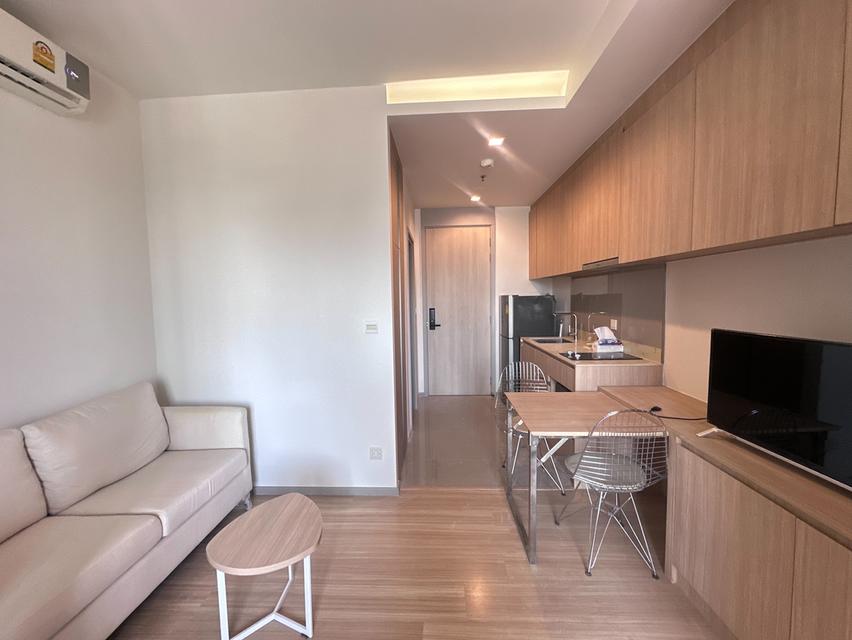 Newly Renovated, Pet-Friendly 30sqm Studio at M Jatujak 8