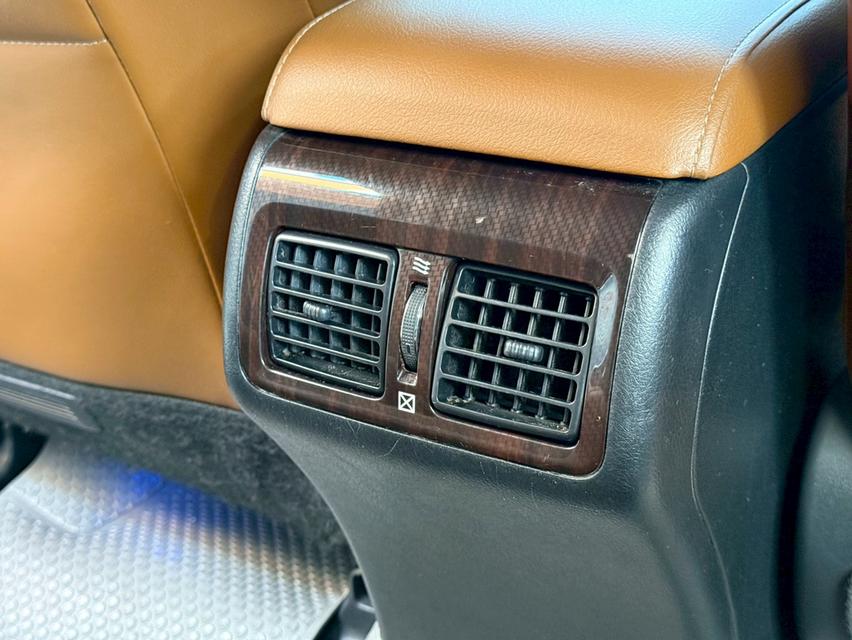 TOYOTA CAMRY 2.5 Hybrid Premium ปี2017 17