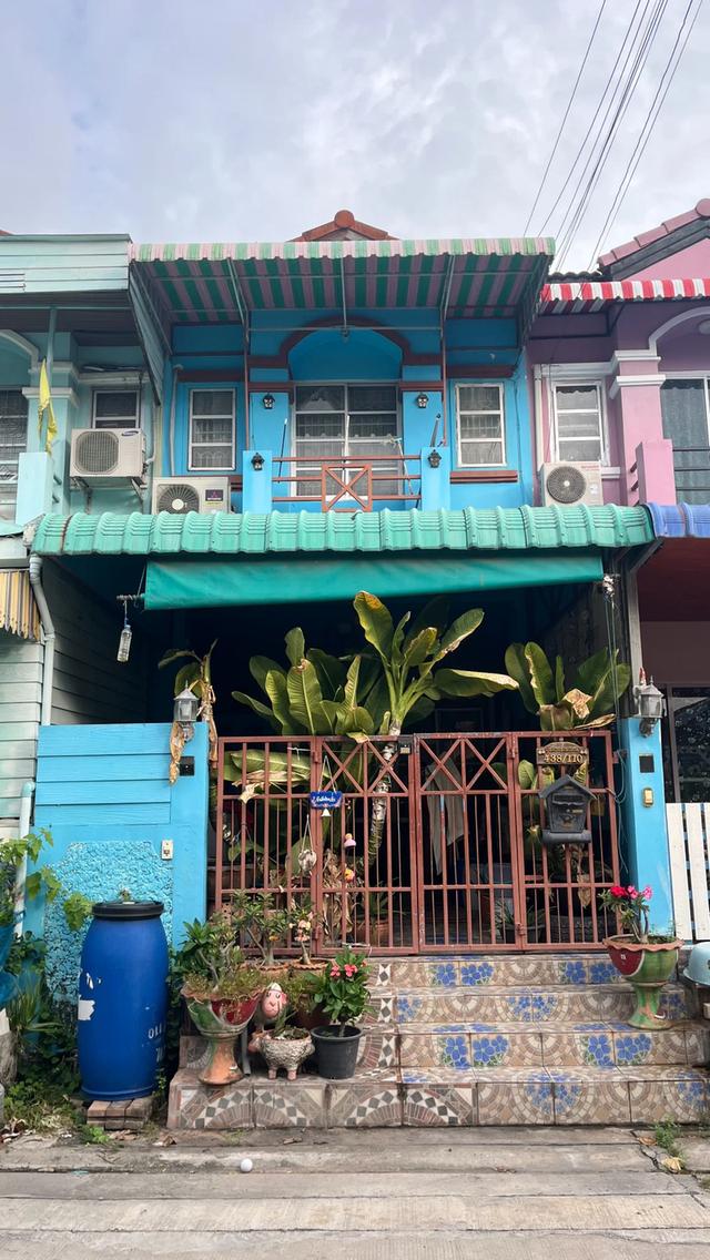 ทาวเฮ้าส์ 2 ห้องนอน 2 ห้องน้ำ 1