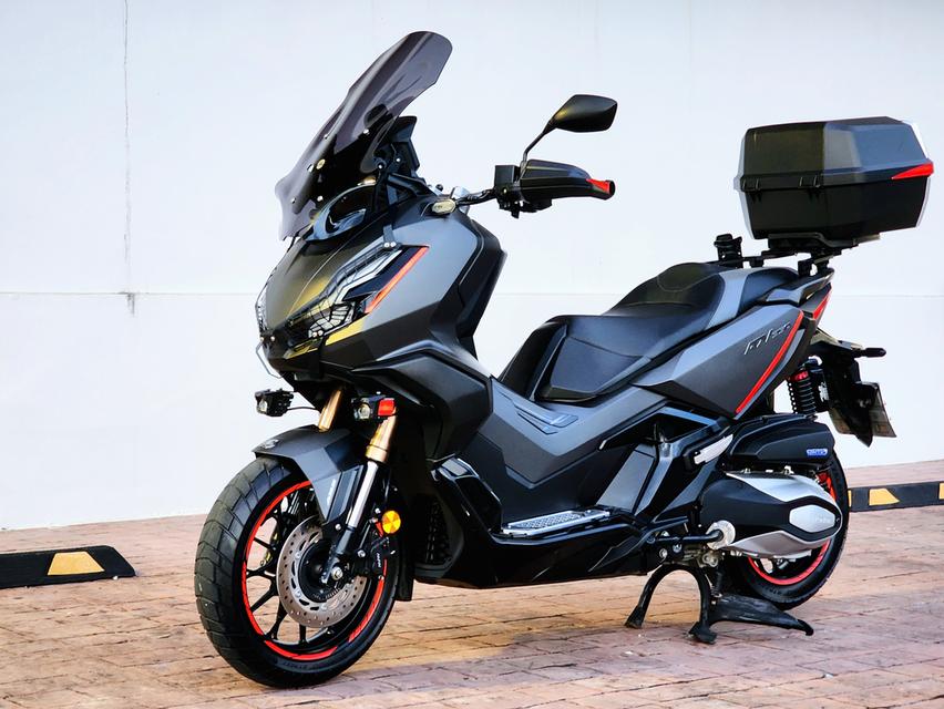 Honda ADV350 H2C Touring Master Edition (2022) มี 100 คันในประเทศ