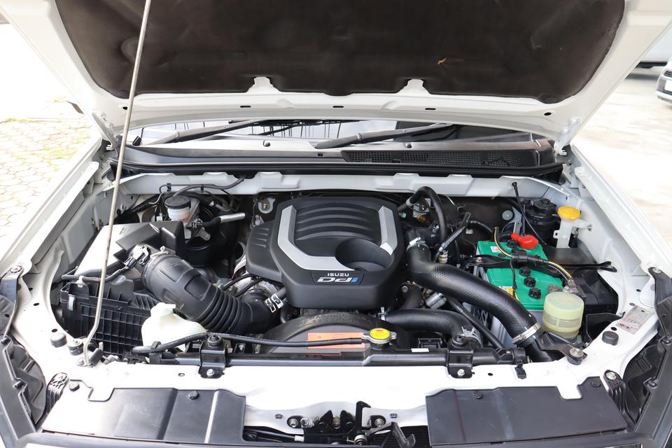 2018 ISUZU D-MAX HI-LANDER CAB-4 1.9 L DDI ( 9127 ) 7