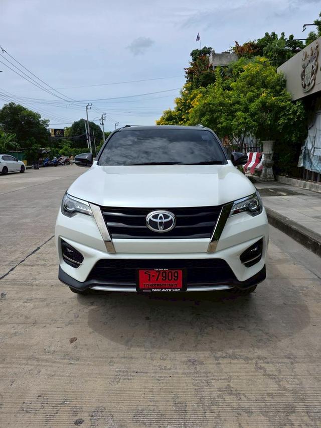Toyoya Fortuner 2.8TRD 4wd ปี19
