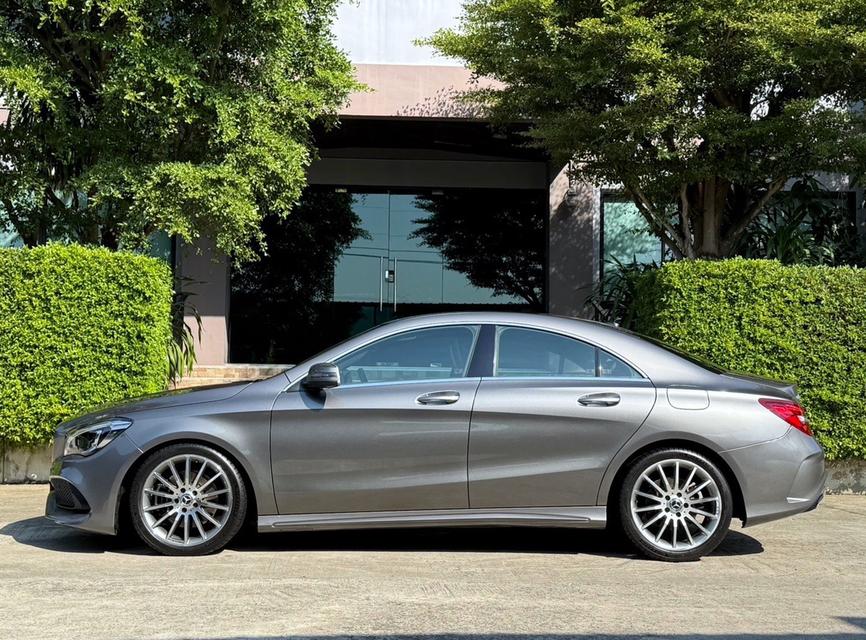 2019 BENZ CLA250 AMG FACELIFT รถมือเดียวออกป้ายแดง รถวิ่งน้อย รถไม่เคยมีอุบัติเหตุครับ 5