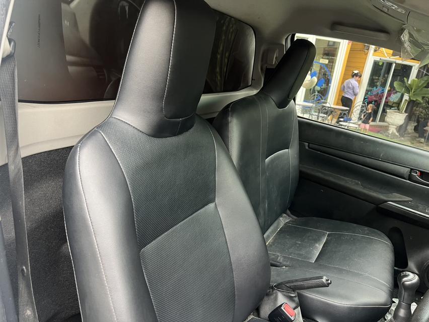 📌 Toyota Hilux Revo singlecab 2.4 J 9